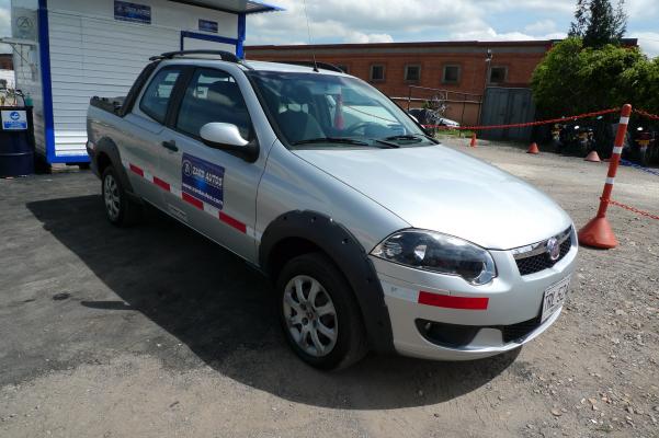 Fiat Strada Trekking Pick Up -zardautos-3.