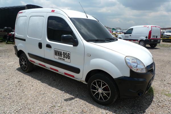 Camioneta Renault Kangoo Uv zard autos 3