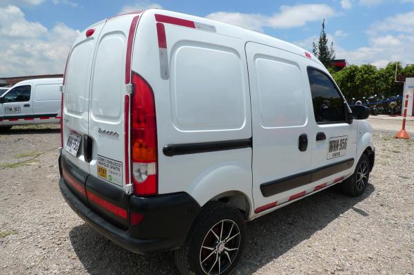 Camioneta Renault Kangoo Uv zard autos 5