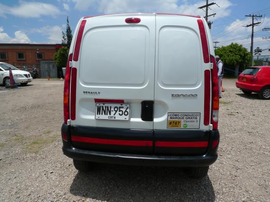 Camioneta Renault Kangoo Uv zard autos 6