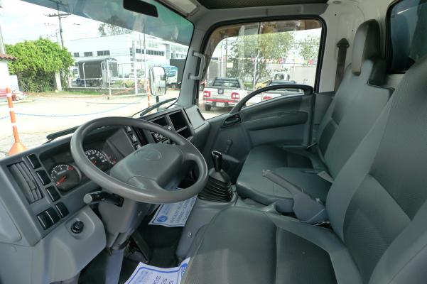 Furgon Nhr 2016  Termo Refrigeración ZARD AUTOS 10