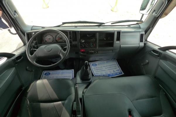 Furgon Nhr 2016  Termo Refrigeración ZARD AUTOS 11