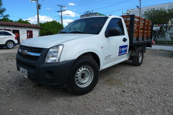 Chevrolet Luv D-max 2013 2.5 Estacas zard autos 2