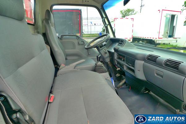 Chevrolet Nhr 2009 Estacas zard autos 9