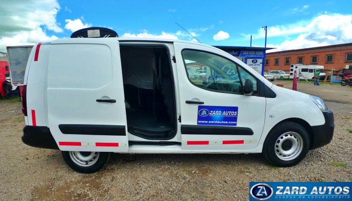  Peugeot Partner Carga  2018 zard autos 10