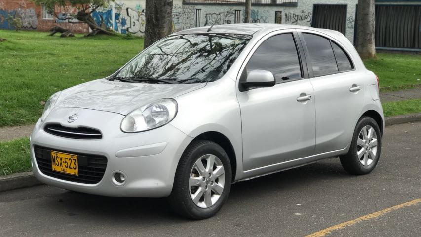 Nissan Marsh-ZARDAUTOS