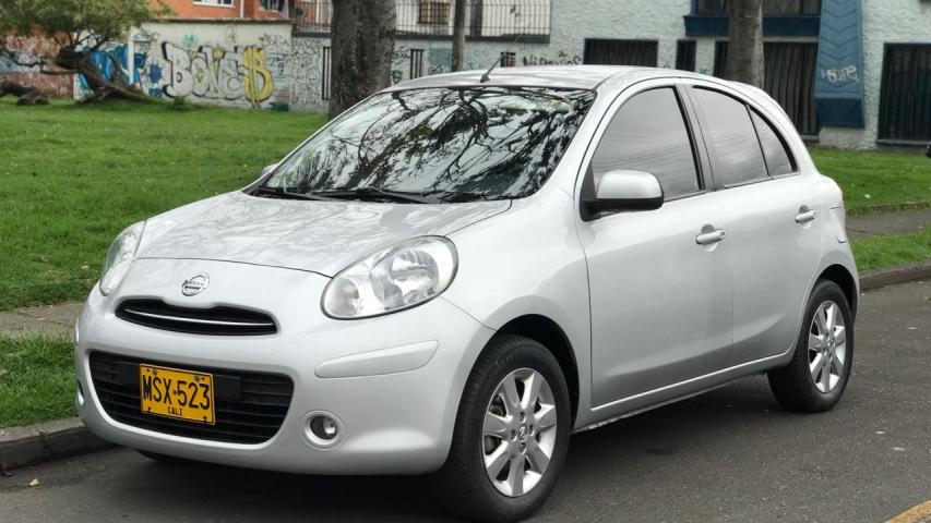 Nissan Marsh-ZARDAUTOS
