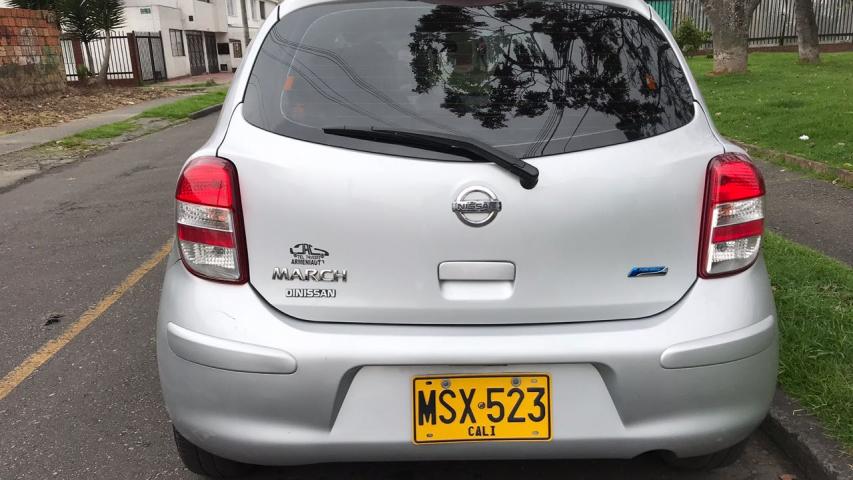 Nissan Marsh-ZARDAUTOS