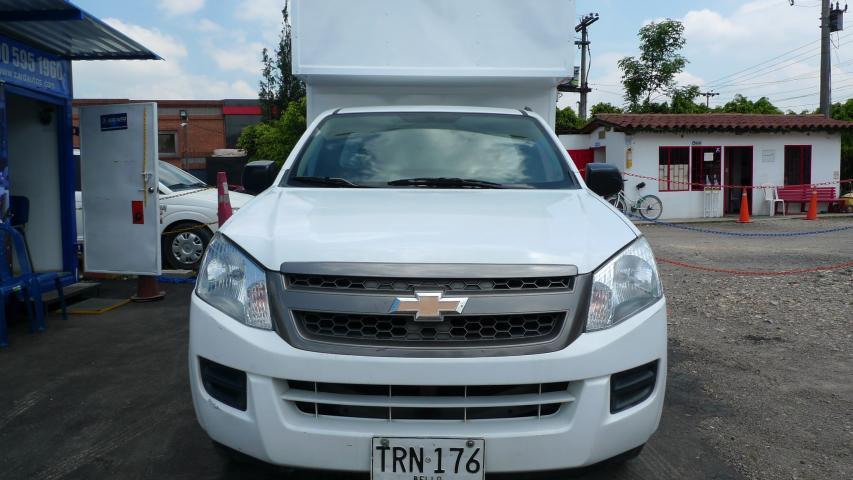 Chevrolet  Luv D-max  Furgon Seco 4x2 2500 Cc zard autos 3