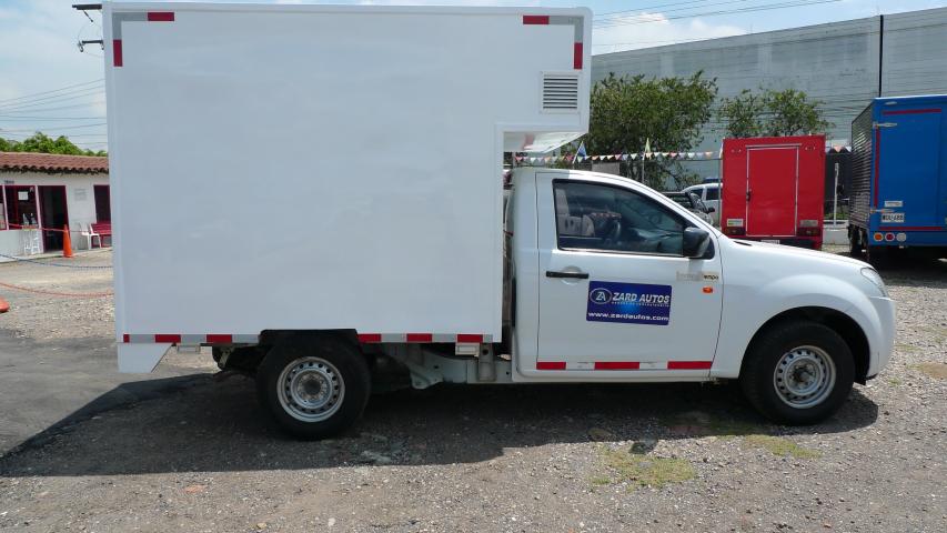 Chevrolet  Luv D-max  Furgon Seco 4x2 2500 Cc zard autos 10