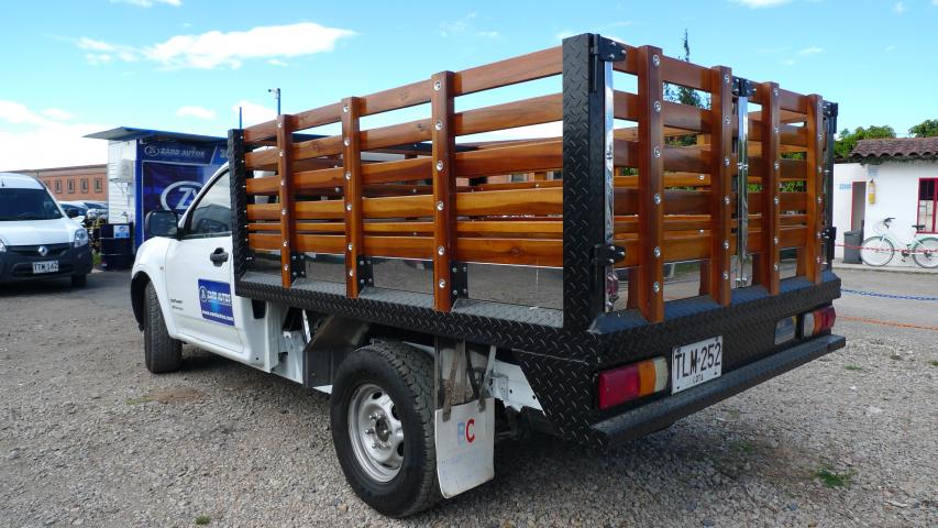 Chevrolet Luv D-max 2013 2.5 Estacas zard autos 6