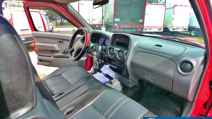 Nissan Frontier 2.5l 133 hp 4x2 ZARD AUTOS 8