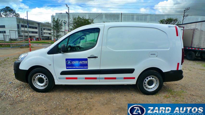 Peugeot Partner Carga  2018 zard autos 2