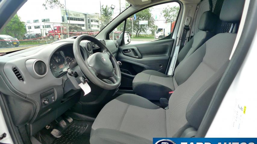  Peugeot Partner Carga  2018 zard autos 8