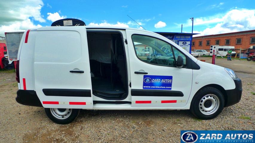  Peugeot Partner Carga  2018 zard autos 10
