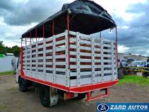 Chevrolet Nhr 2009 Estacas zard autos 4