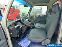 Chevrolet Nhr 2009 Estacas zard autos 10